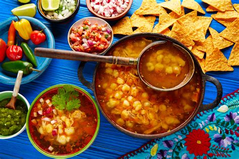  Pozole! Ein herzhaftes und köstliches mexikanisches Gericht aus Hermosillo